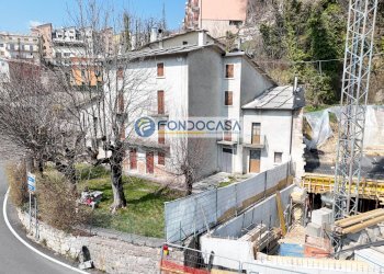 Drone Fondocasa - Casa indipendente via sant'antonio
 
35, Bosco Chiesanuova - foto 4