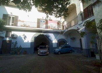 Edificio all\'aperto - Quadrilocale Largo del Consevatorio
 
2, Giugliano in Campania - foto 2