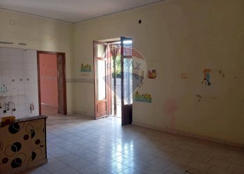 Stanza vuota - Quadrilocale Largo del Consevatorio
 
2, Giugliano in Campania - foto 8