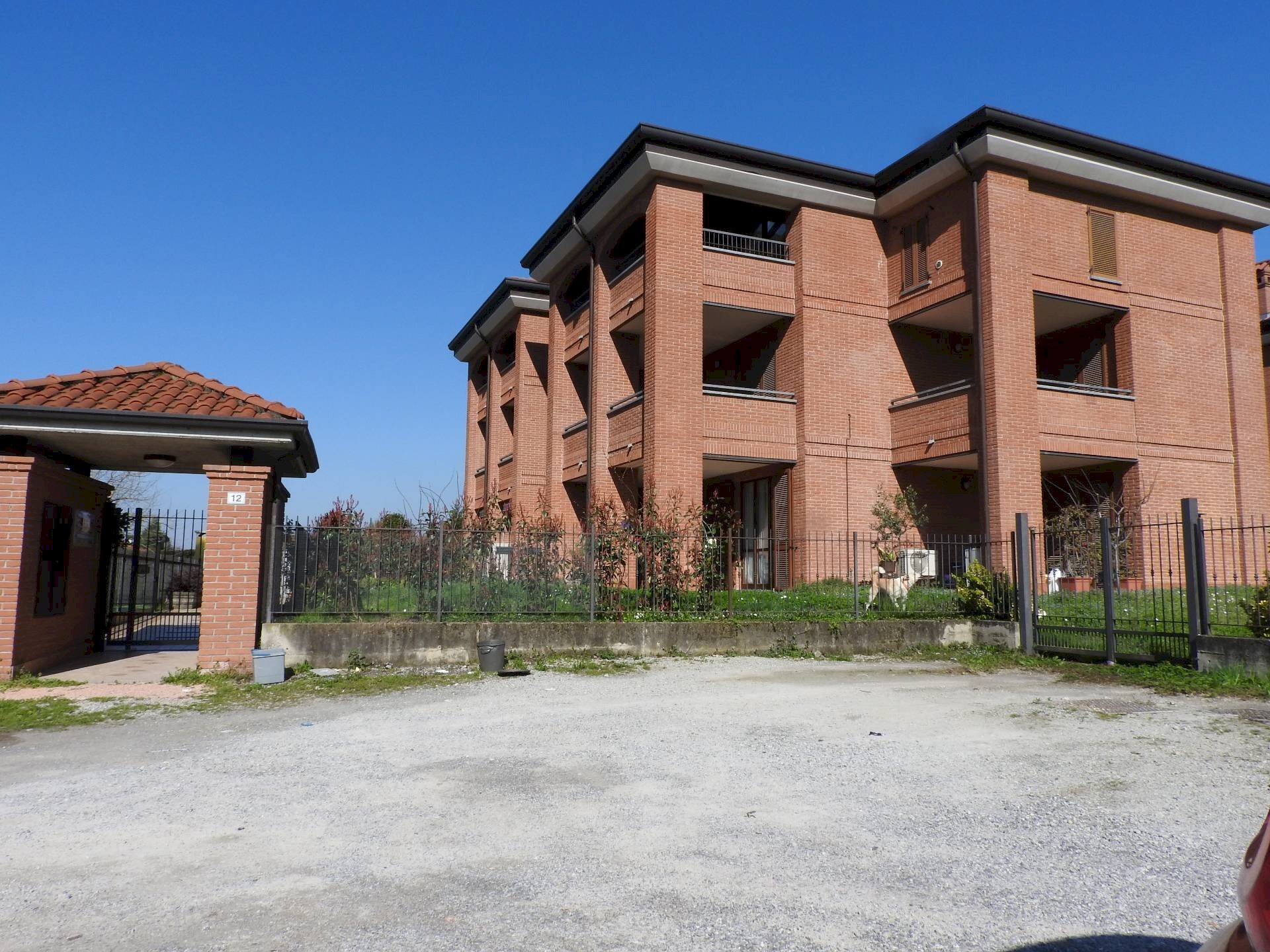 Foto 1 - Trilocale Via Sala
 
12, Verderio - foto 1