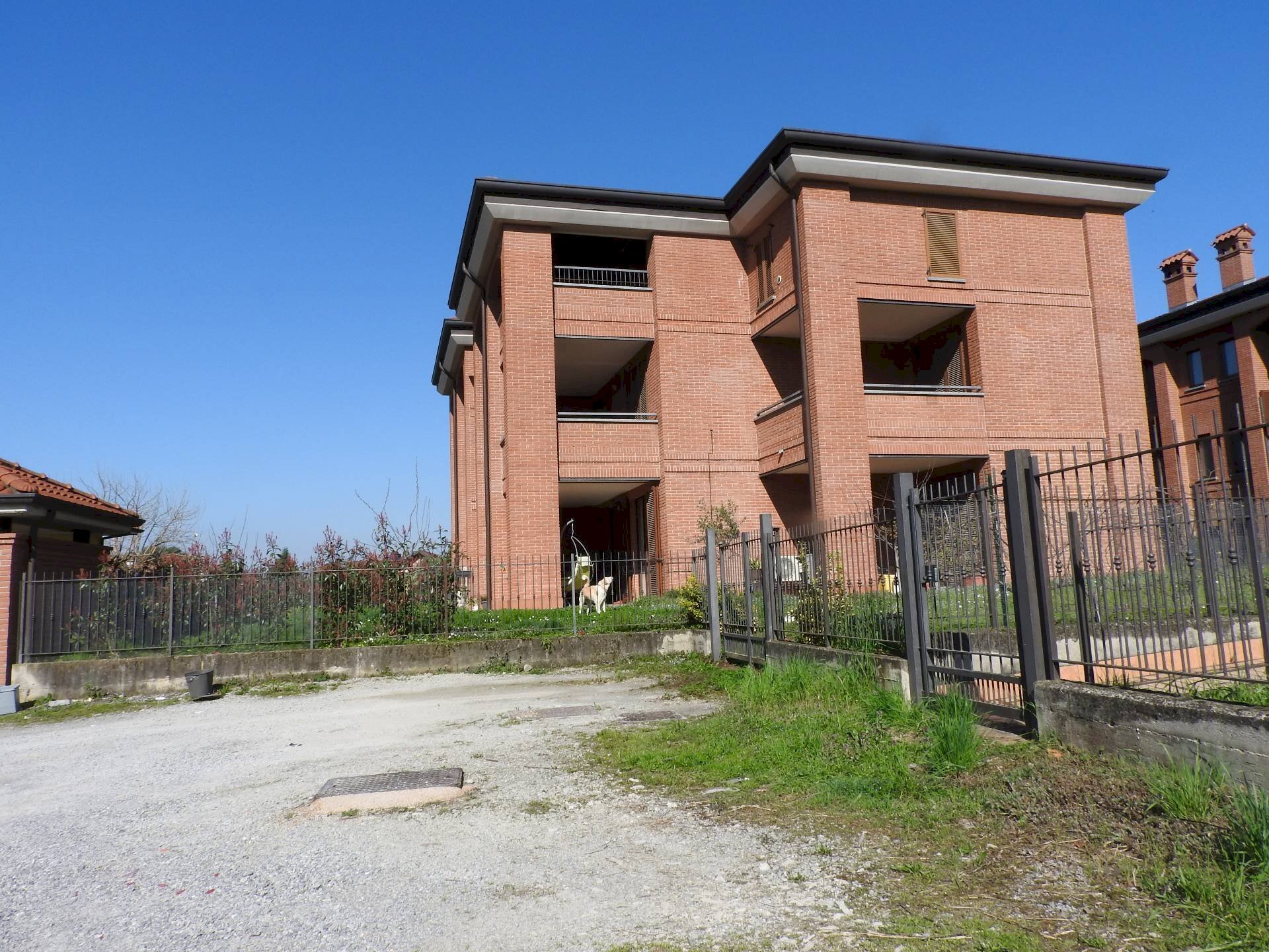 Foto 3 - Trilocale Via Sala
 
12, Verderio - foto 3