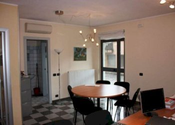 IMG_2189 - Negozio Via Castelbarco
 
42 c, Imbersago - foto 8