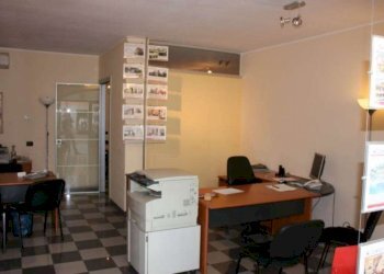 IMG_2195 - Negozio Via Castelbarco
 
42 c, Imbersago - foto 10