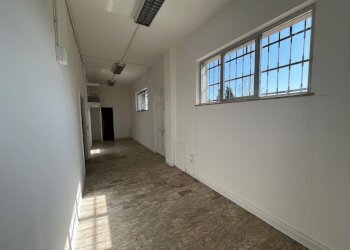 Foto 26 - Commercial Premises Via Pietro Nenni
 
115, San Giovanni Teatino - photo 4