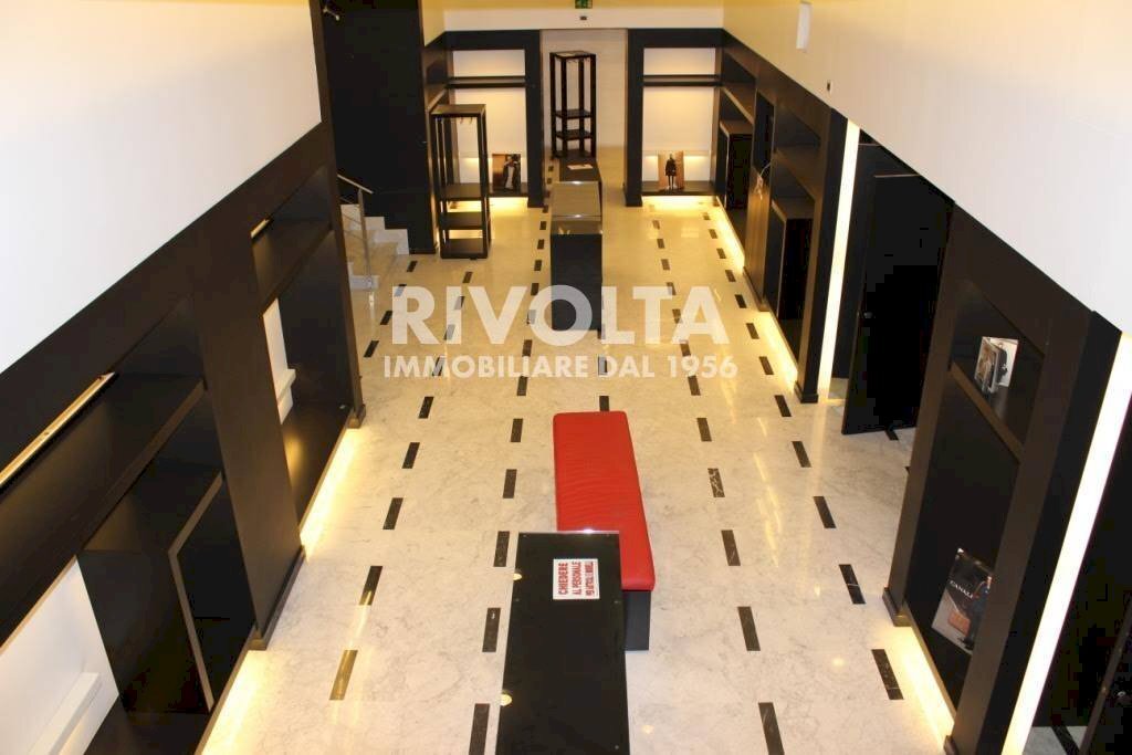 Foto 1 - Commercial Premises largo di santa susanna, Roma - photo 1