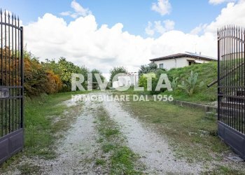Foto 1 - Villa Via Roane, Collevecchio - photo 1