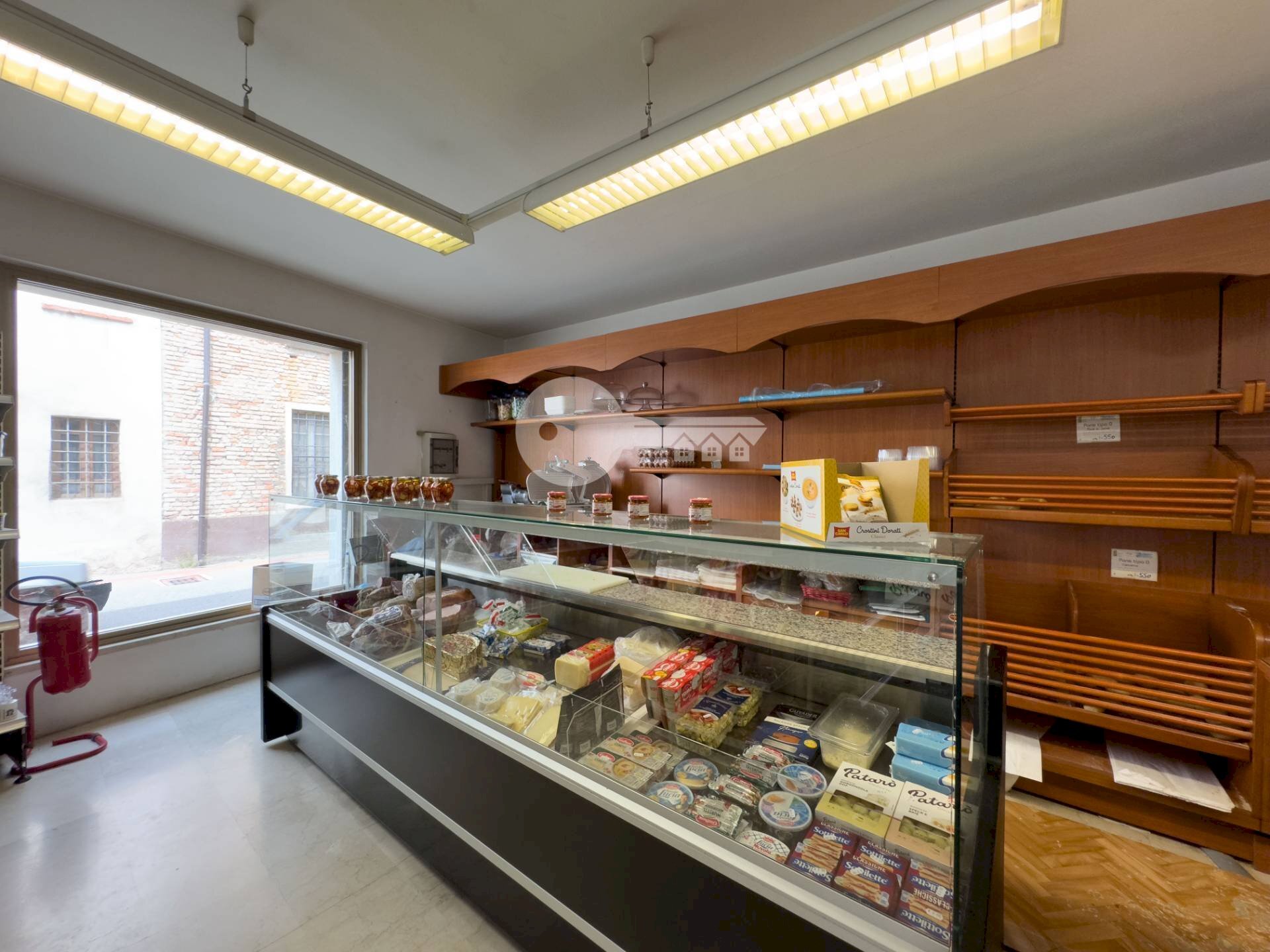 Foto 1 - Commercial Activity Piazza Libertà
 
4, Remedello - photo 1