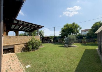 Foto 62 - Terraced Villa Via A. Manzoni
 
110s, Leno - photo 62