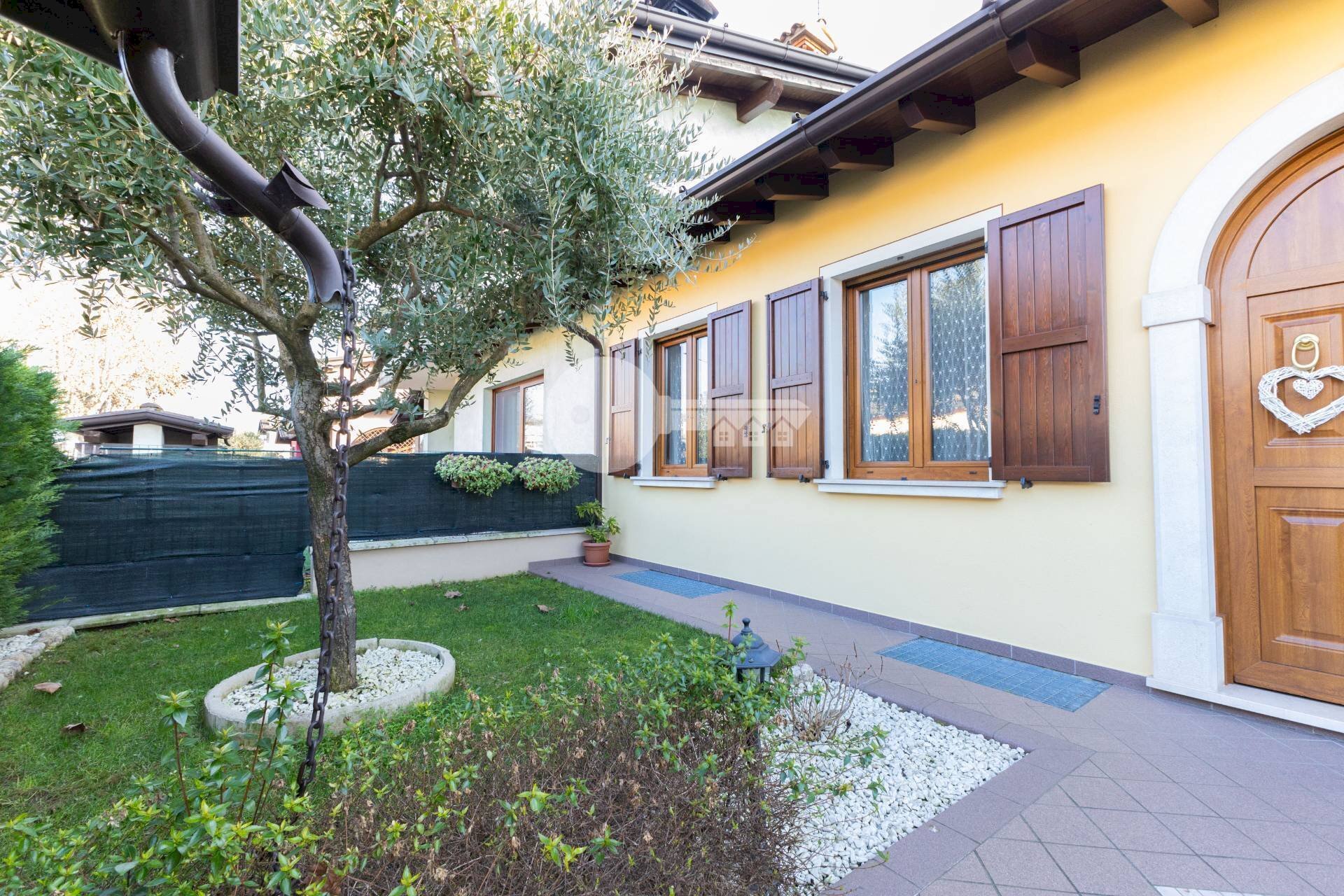 Foto 2 - Casa semi indipendente Via Grazia Deledda
 
10, Ghedi - foto 2