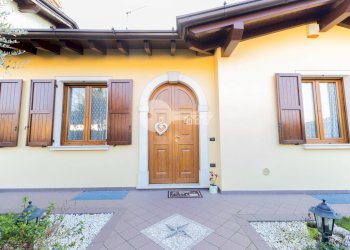 Foto 1 - Casa semi indipendente Via Grazia Deledda
 
10, Ghedi - foto 1