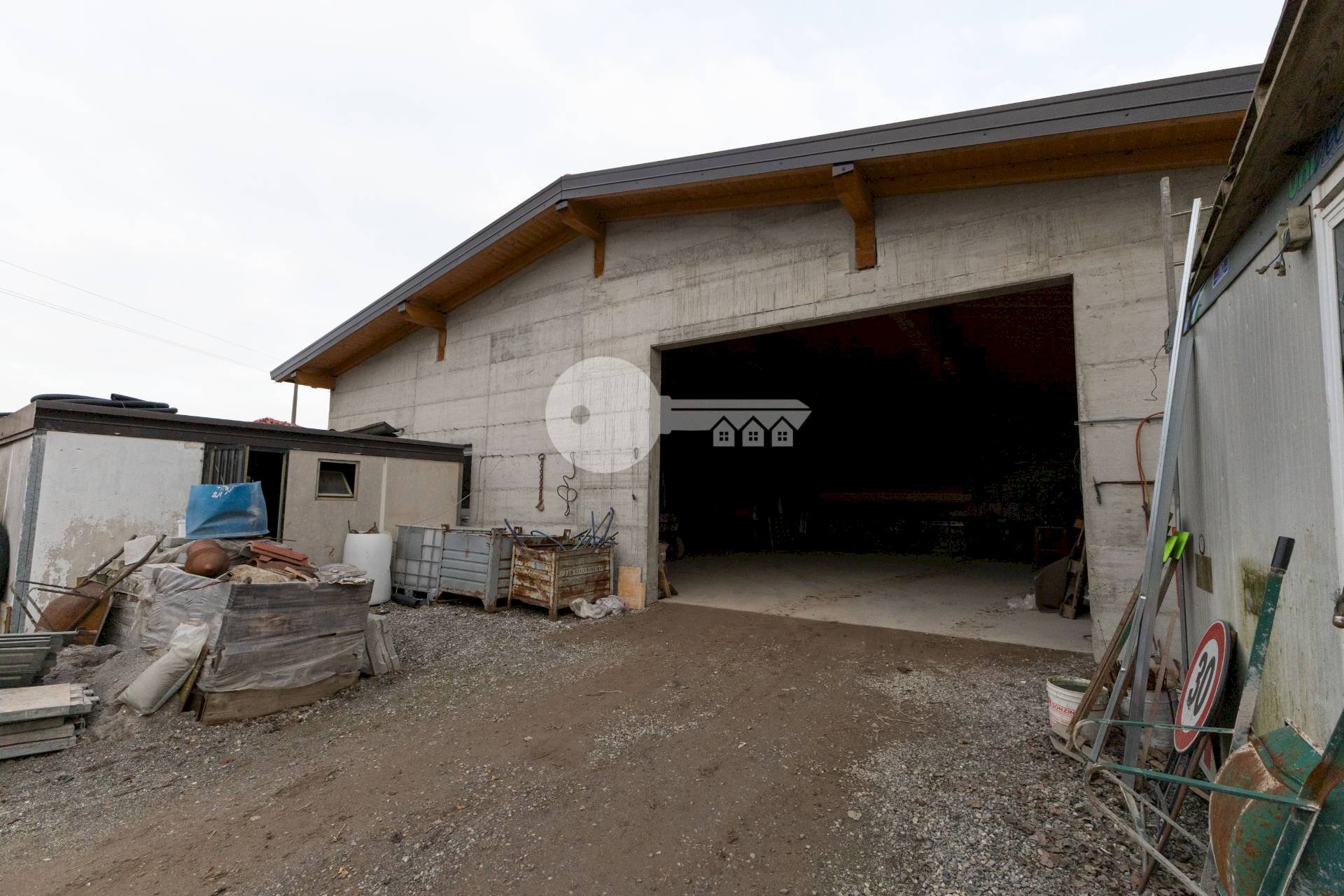 Foto 1 - Capannone Via Ugo Foscolo
 
snc, Ghedi - foto 1