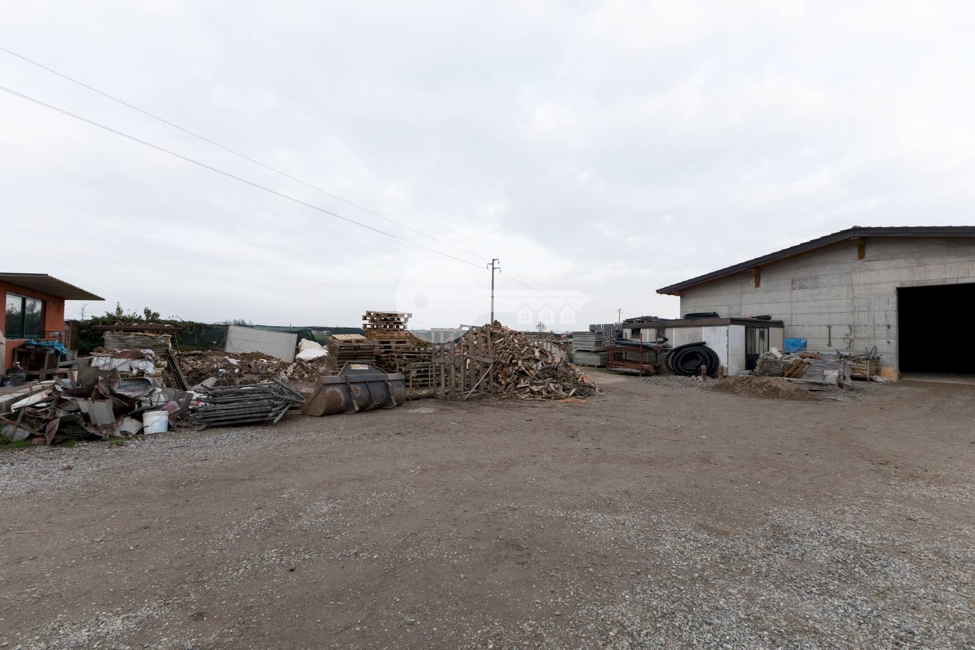 Foto 2 - Magazzino Via Ugo Foscolo
 
snc, Ghedi - foto 2