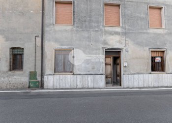 Foto 3 - Casa indipendente Via Diaz
 
18, Gabbioneta-Binanuova - foto 3