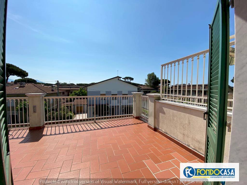 terrazza panoramica - Appartamento via tonaboni, Massa - foto 3
