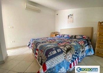 camera matrimoniale - Appartamento via tonaboni, Massa - foto 12