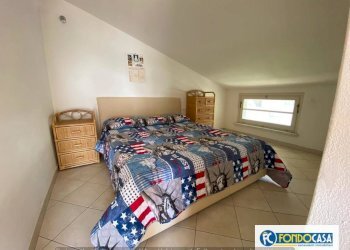 camera matrimoniale - Appartamento via tonaboni, Massa - foto 13