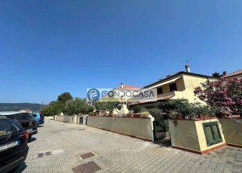 esterno - Appartamento viale xxv aprile, Luni - foto 3