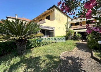 esterno - Appartamento viale xxv aprile, Luni - foto 6