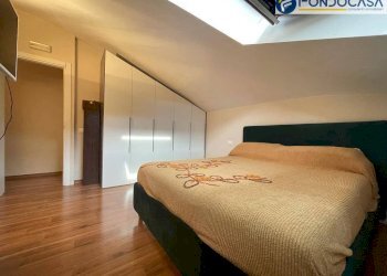 camera matrimoniale - Four-room apartment via treviso, Massa - photo 20