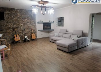 soggiorno - Casa indipendente via dei colli, Massa - foto 8