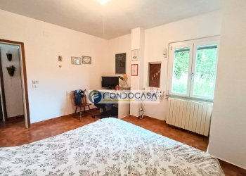 seconda camera matrimoniale - Casa indipendente via dei colli, Massa - foto 19