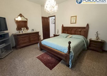 prima camera matrimoniale - Villa via comano, Carrara - foto 26