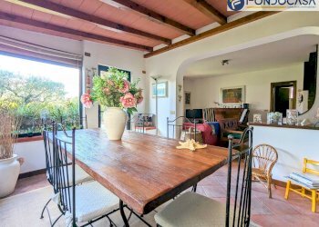 sala - Casa semi indipendente Via Foce Morta
 
16, Montignoso - foto 14