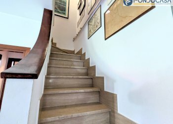 scale - Casa semi indipendente Via Foce Morta
 
16, Montignoso - foto 17