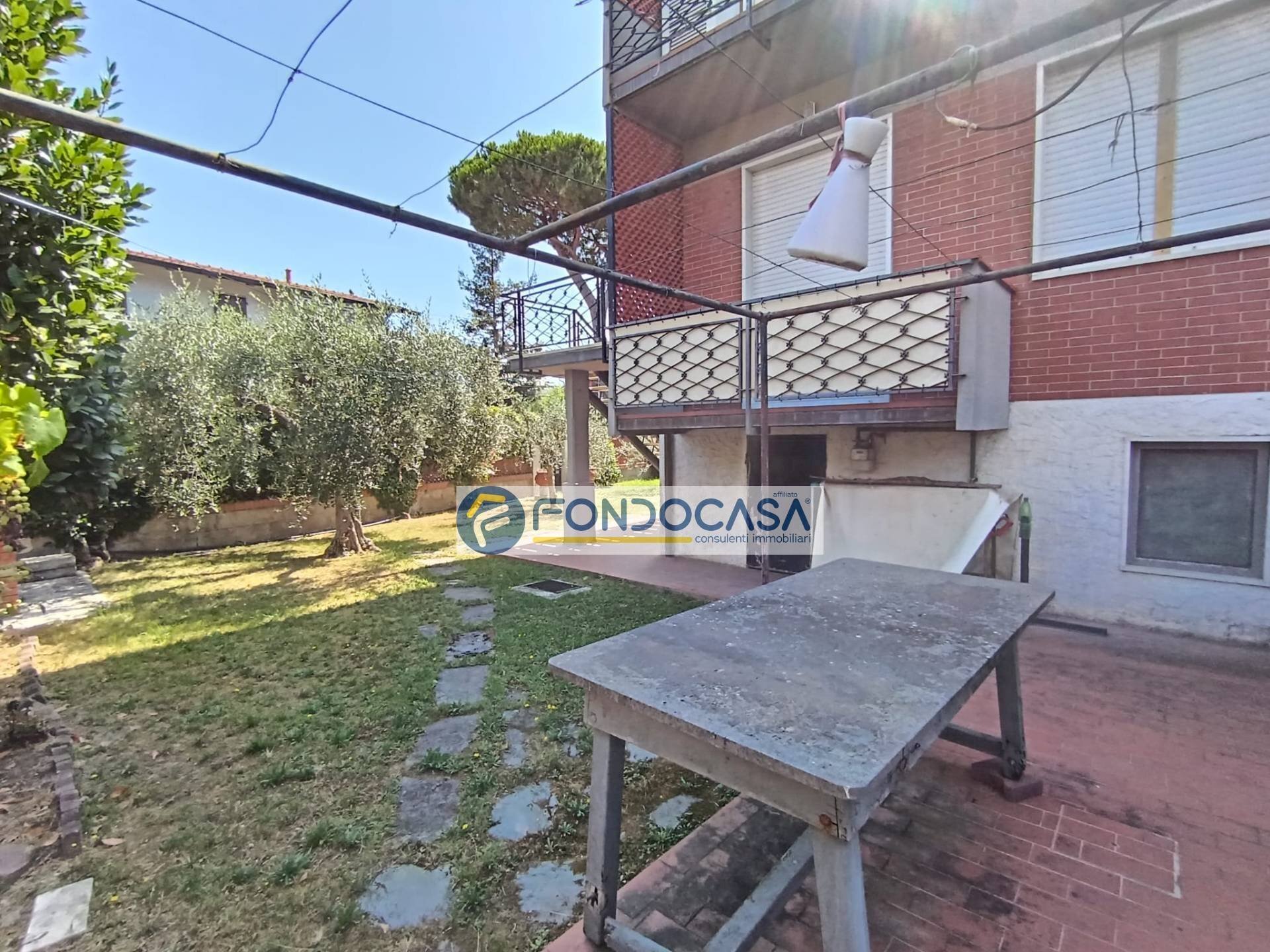 giardino di proprietà - Semi-detached house via labindo, Carrara - photo 3