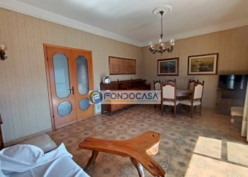 soggiorno - Casa semi indipendente via labindo, Carrara - foto 10