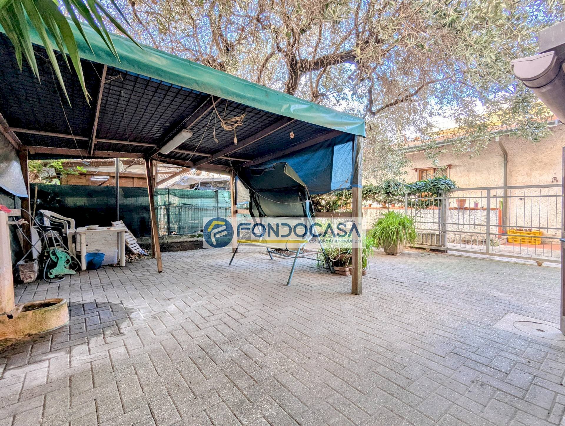 corte esterna - Bilocale Via Quercioli
 
254, Massa - foto 2