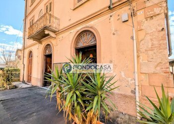 esterno - Bilocale Via Quercioli
 
254, Massa - foto 1