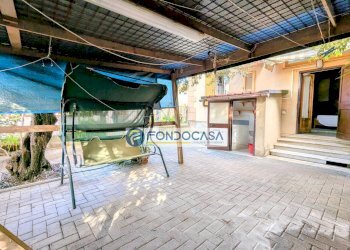 corte esterna - Bilocale Via Quercioli
 
254, Massa - foto 13