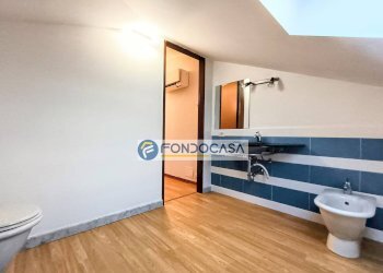 bagno mansardato - Casa semi indipendente via rinchiosa, Carrara - foto 24