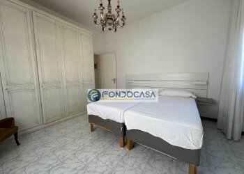 camera matrimoniale - Trilocale Via dei Giunchi, Massa - foto 13