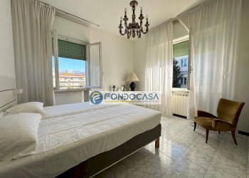 camera matrimoniale - Trilocale Via dei Giunchi, Massa - foto 16