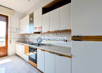 cucina - Three-room apartment Via Magliano
 
12, Massa - photo 1