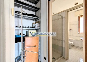 bagno - Three-room apartment Via Magliano
 
12, Massa - photo 11