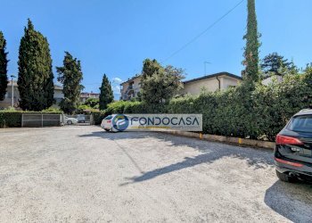 posto auto - Three-room apartment Via Magliano
 
12, Massa - photo 18