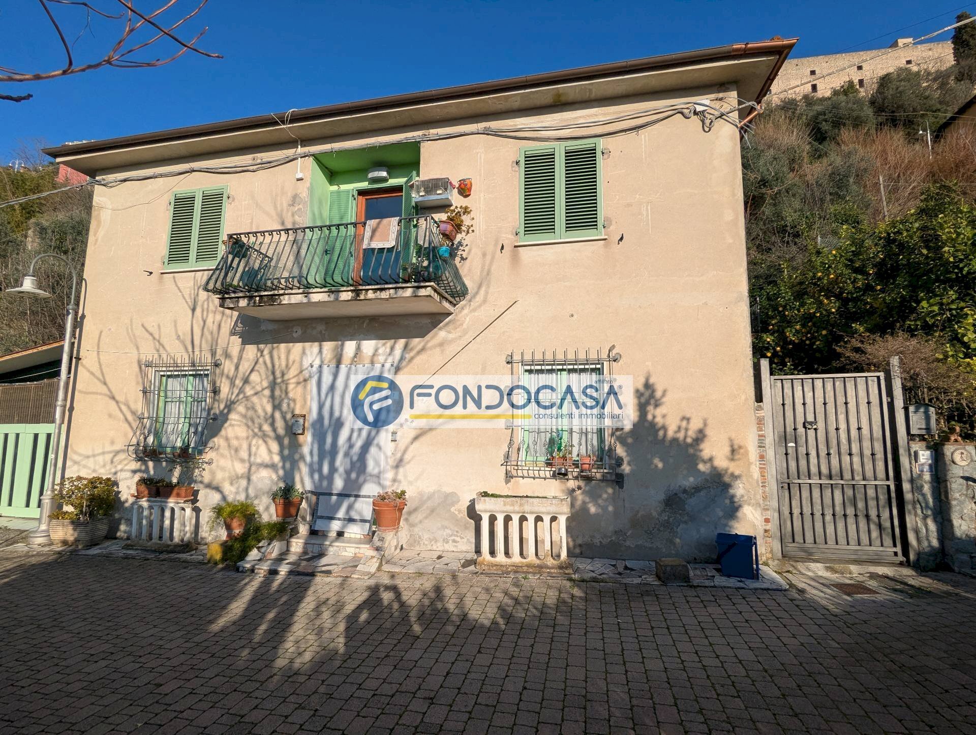 esterno - Four-room apartment Via Rocca
 
21, Massa - photo 2