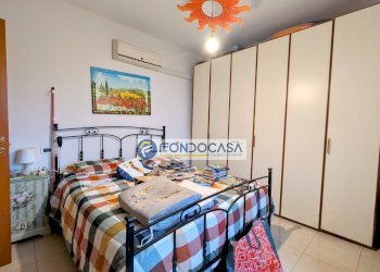 camera matrimoniale 2 - Four-room apartment Via Rocca
 
21, Massa - photo 20