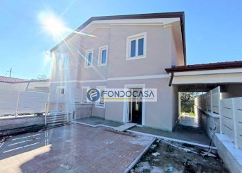 esterno - Casa semi indipendente via larga, Luni - foto 1