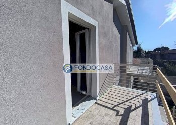 balcone - Casa semi indipendente via larga, Luni - foto 3