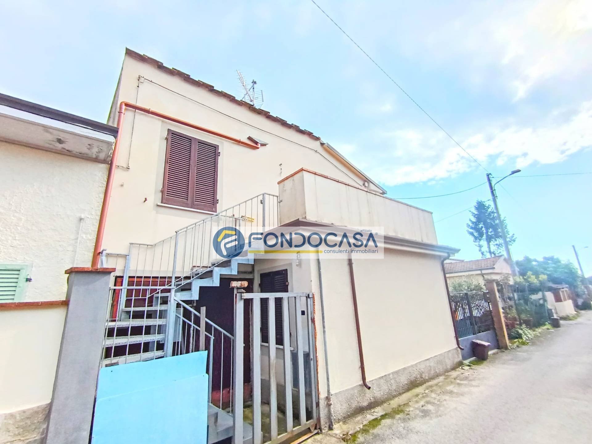 esterno - Semi-detached house via fiorino, Carrara - photo 1