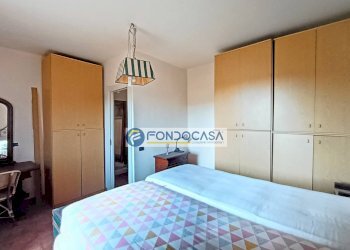 prima camera matrimoniale - Casa semi indipendente via fiorino, Carrara - foto 16