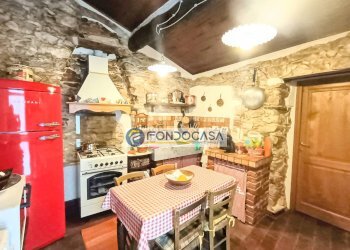 cucina abitabile - Three-room apartment via carriona di ravaccione, Carrara - photo 9