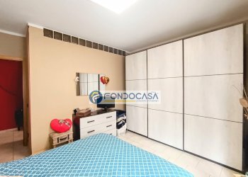 prima camera matrimoniale - Trilocale via cappelletto, Carrara - foto 17