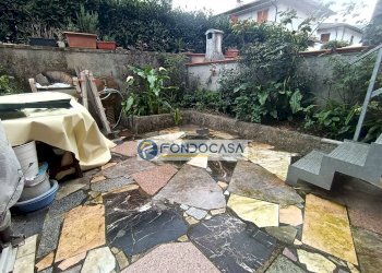 esterno - Villa a Schiera via podenzana, Carrara - foto 4