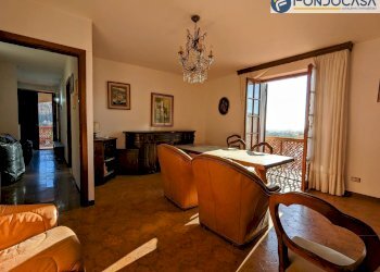 soggiorno - Villa Via Marmolada
 
2, Luni - foto 15