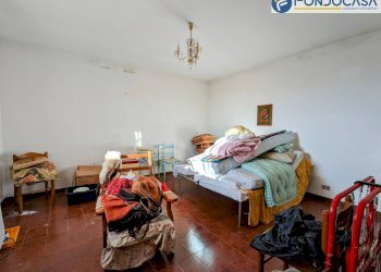 camera matrimoniale 2 - Villa Via Marmolada
 
2, Luni - foto 29